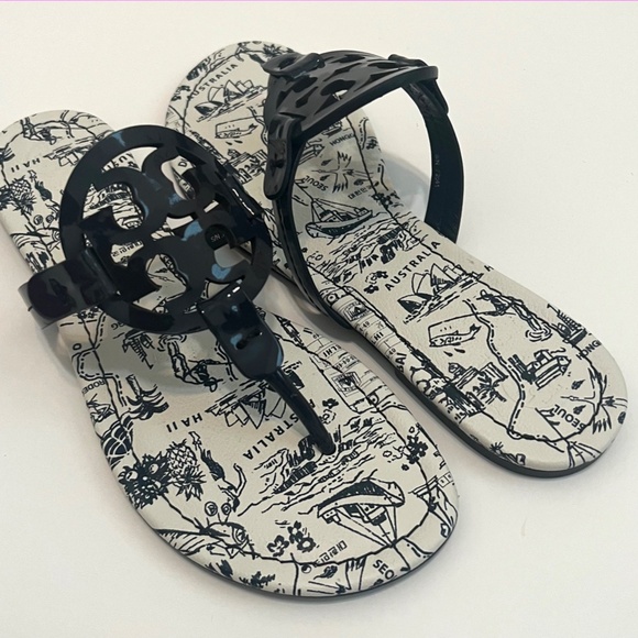 NIB Tory Burch Patent Leather Sandal - Midnight/Navy Destination, Size 8.5 - Picture 5 of 13